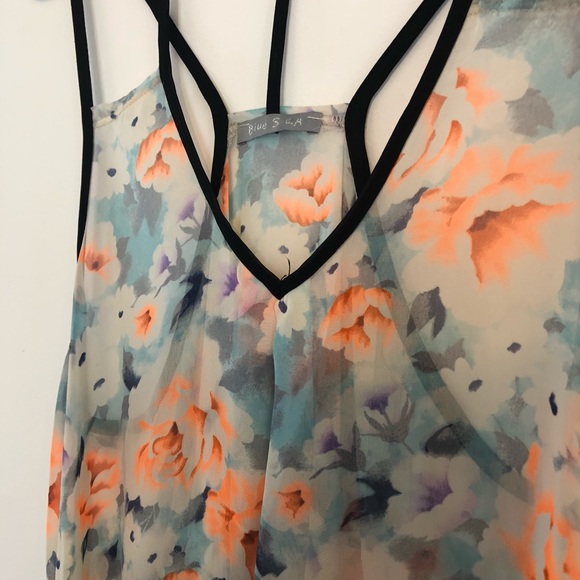 Strappy, sheer floral blouse-size large - Picture 2 of 3